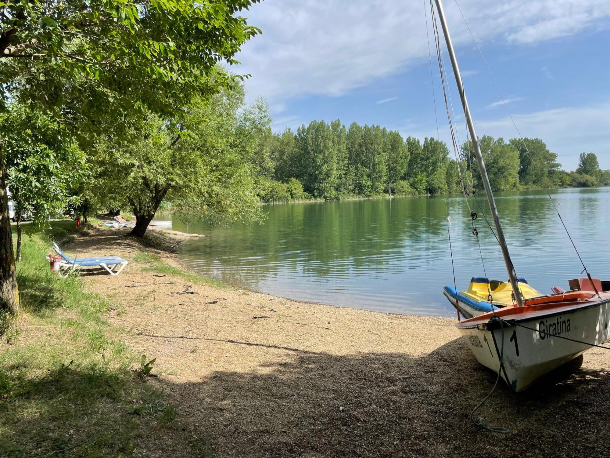 Camping Oaza Fehértemplom Kültér fotó