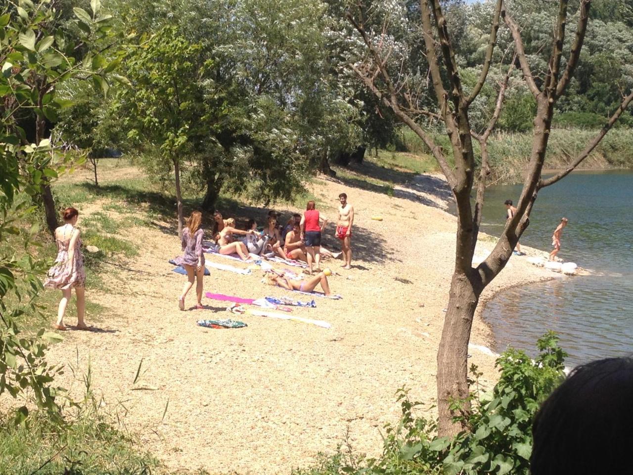 Camping Oaza Fehértemplom Kültér fotó